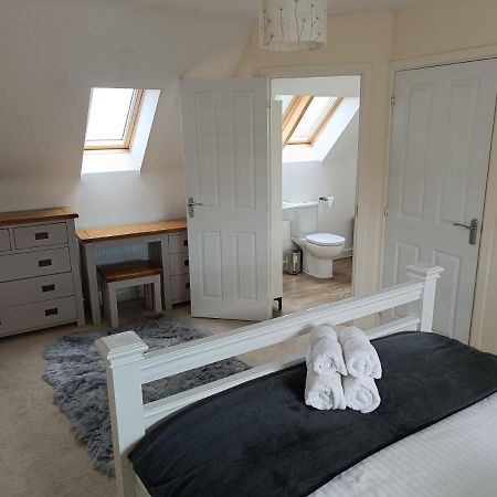 3 Bedroom Townhouse Near Bicester Village Exteriör bild