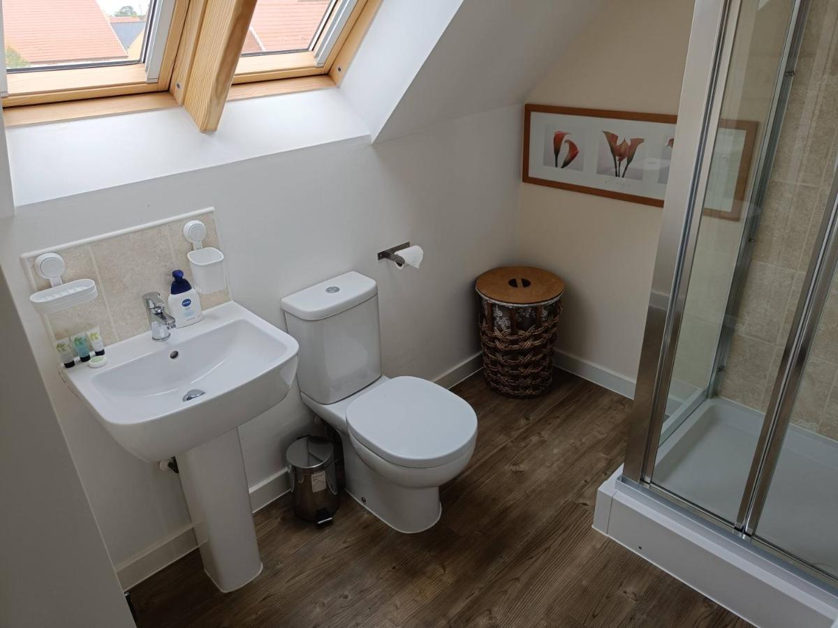 3 Bedroom Townhouse Near Bicester Village Exteriör bild